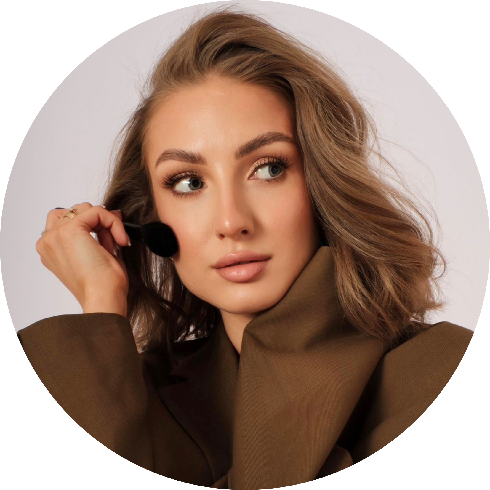 Delfina - makijażystka